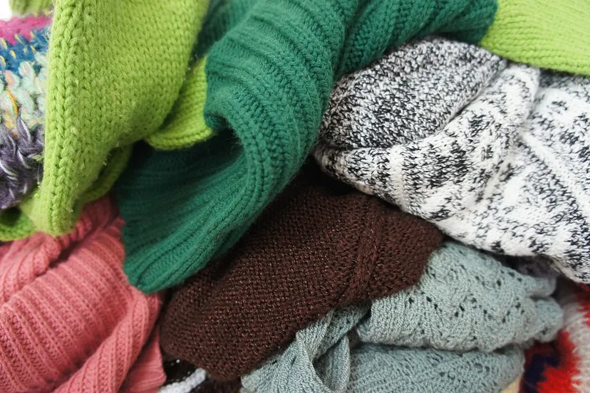 afgedankt textiel gekleurd 07072014