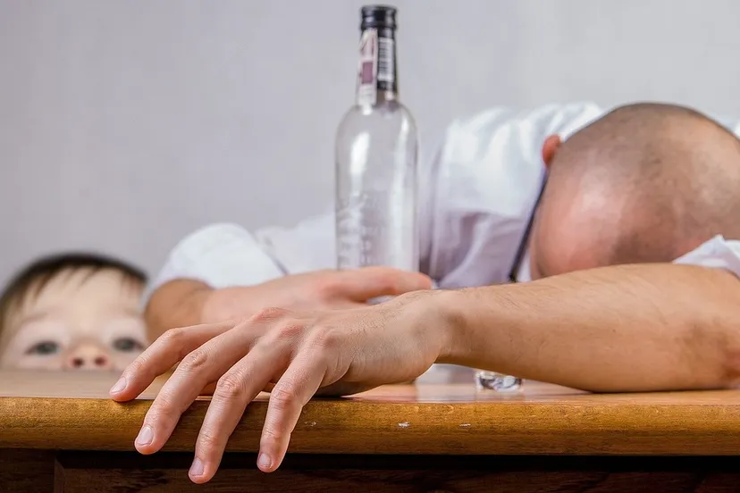 alcoholic afbeelding van laura m via pixabay