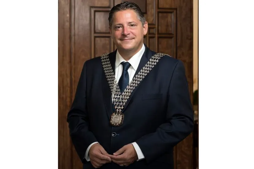 burgermeester ralf krewinkel 1