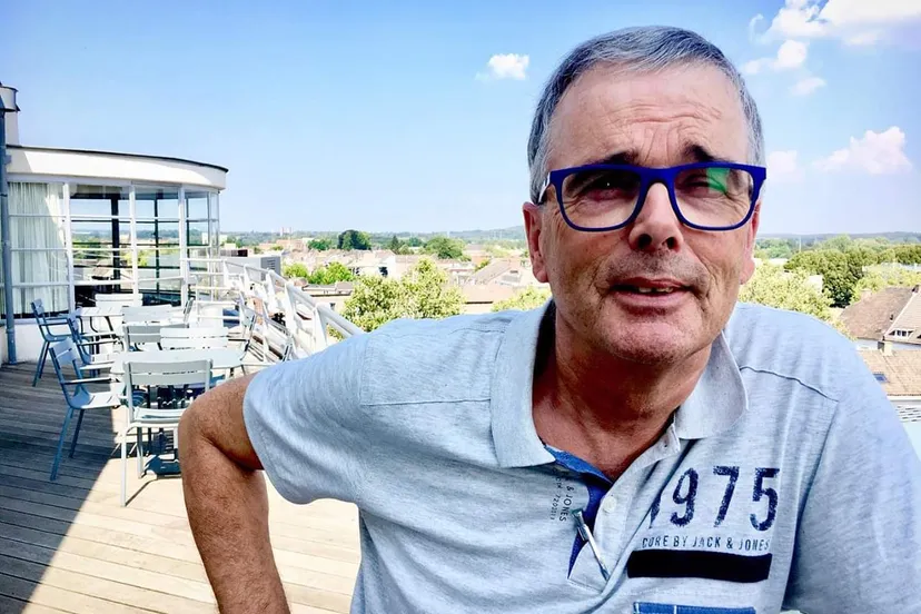 facebook 1566923038542