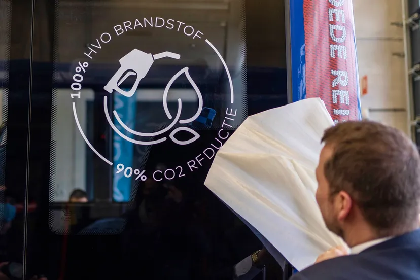 hvo bus aronnijsfotogr arriva gedvangaanshvo2feb22