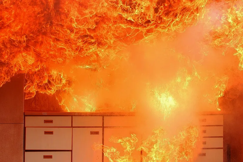 keukenbrand jrg mller via pixabay