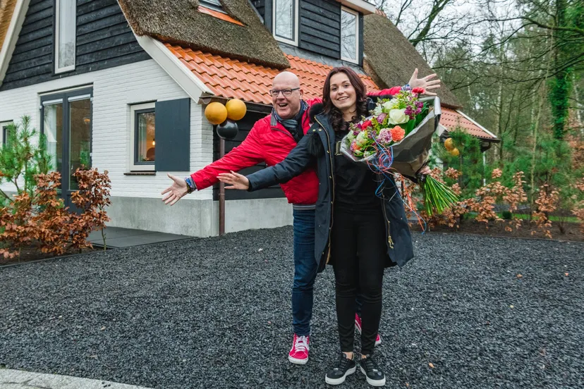 marina uit hoensbroek bij haar gewonnen vakantiehuis 1