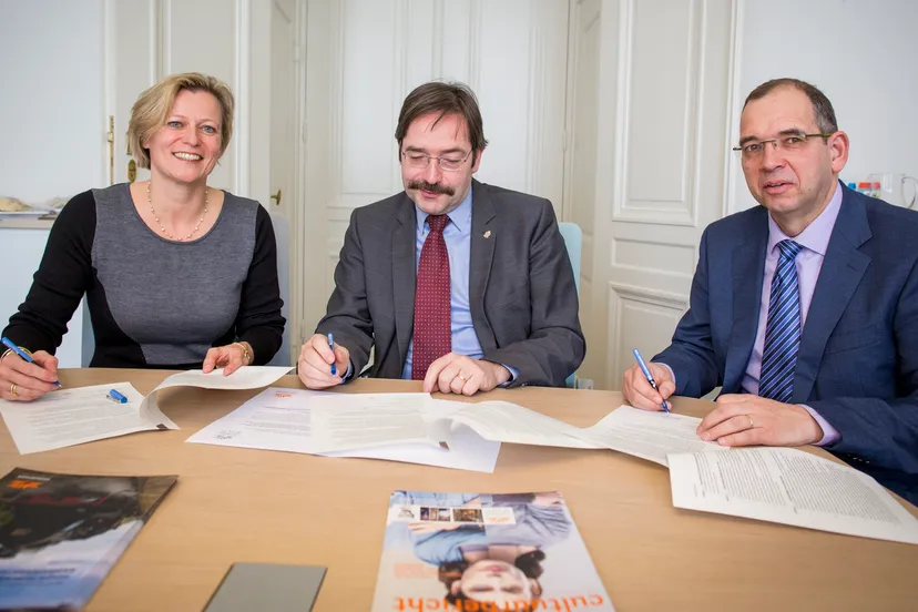 ondertekening2 e1425656343421