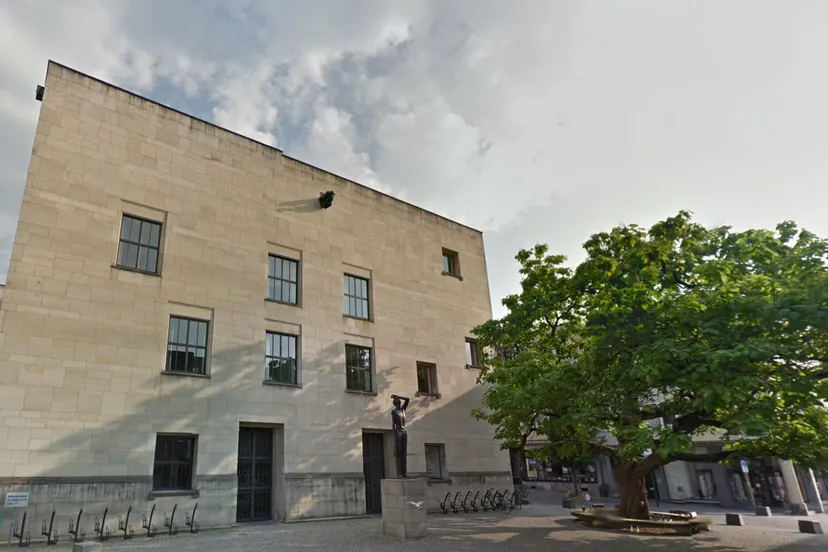 publiekshal google street view e1478709541577