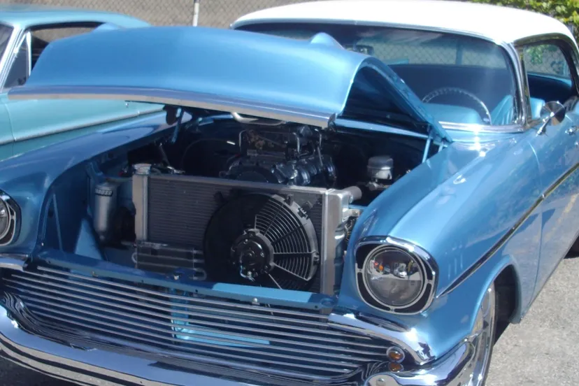 tuned 57 chevrolet auto classique showtime muscle cars 12 wikimedia e1464696341541