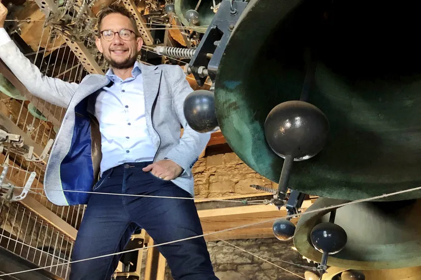 ws frank steijns viert 25 jaar stadsbeiaardier in heerlen vanuit de pancratiuskerktoren 2