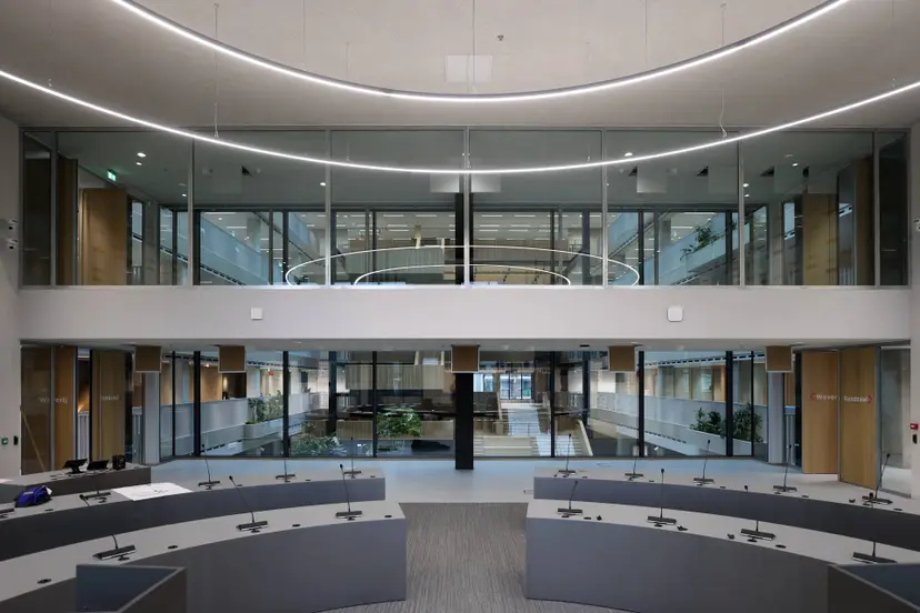 240312 0198 Nieuw Huis voor de Stad gedoe levering meubilair