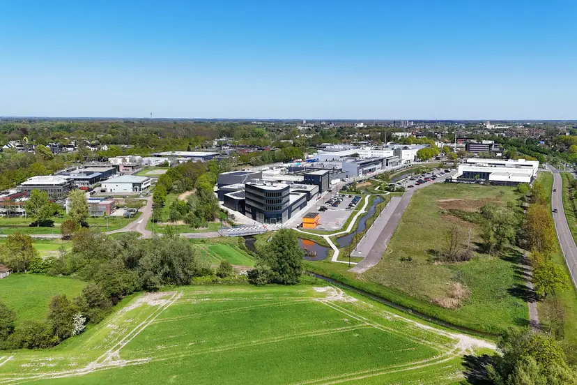 260422 15047 Dronefoto geen naamsvermelding Automotive Campus