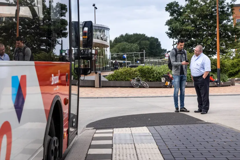 220608 0758 Busstaking
