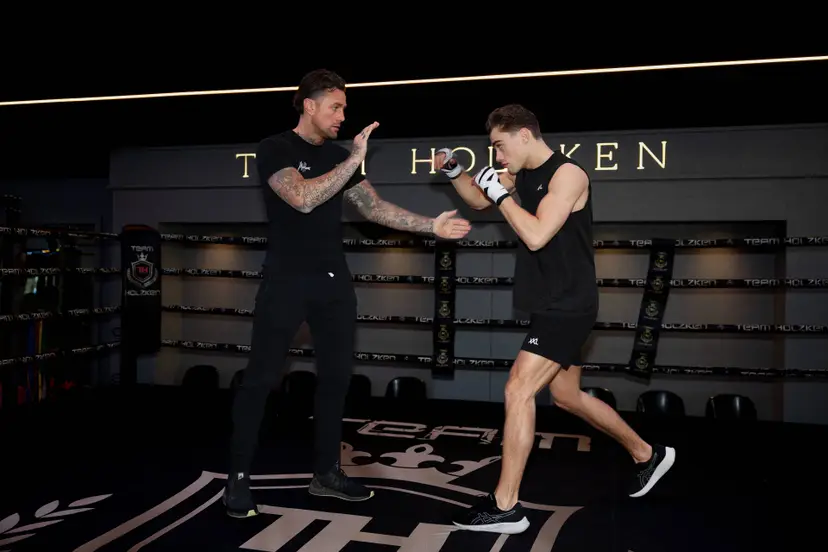 260501 15331 Geraldo Holzken gaat weer boksen
