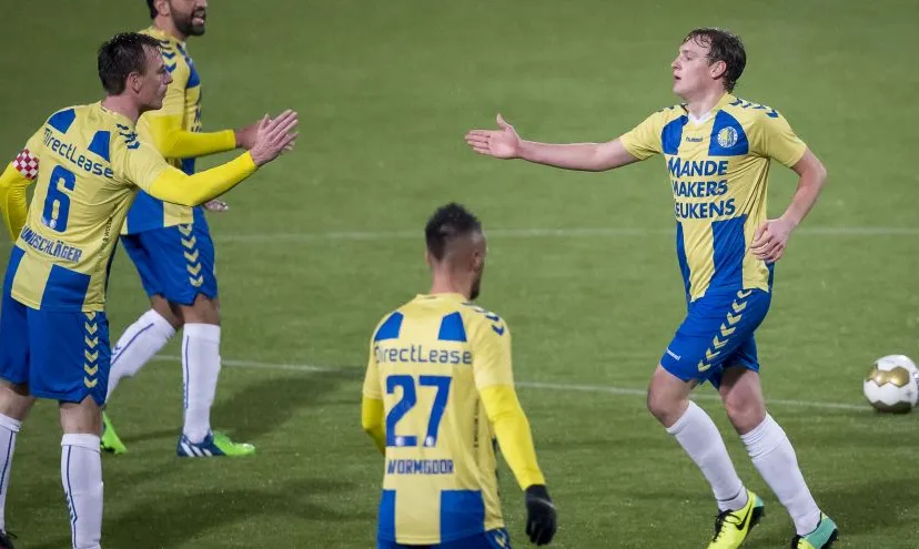 02f1dbf8129dbb98e810c5ea220bf985