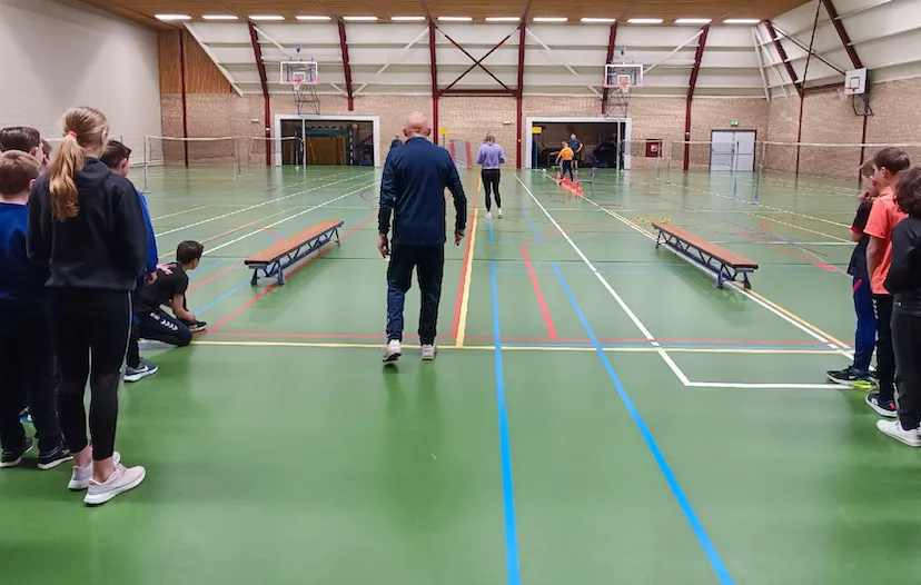 2023 04 22a badminton op de koningsspelen img 20230421 100801 uitsnede