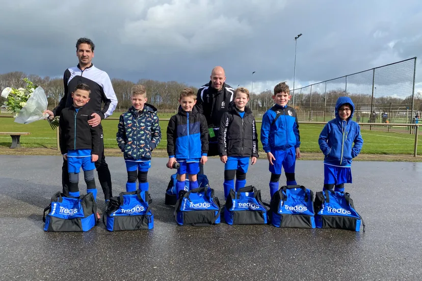 210417 fc groningen tassen