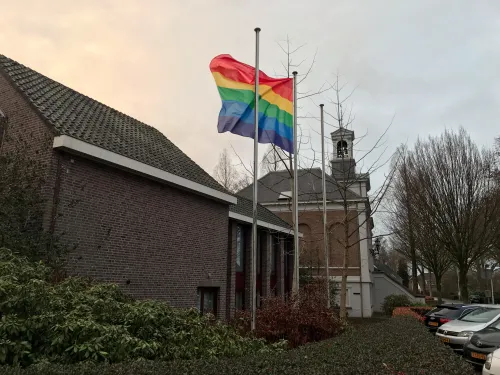 49805527 1987946151282946 7156989736614100992 n