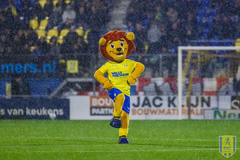 53308929112 ce184b7b35 c