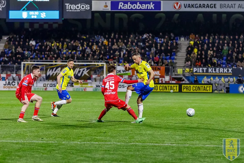 53621709798 dd130f9cfa c