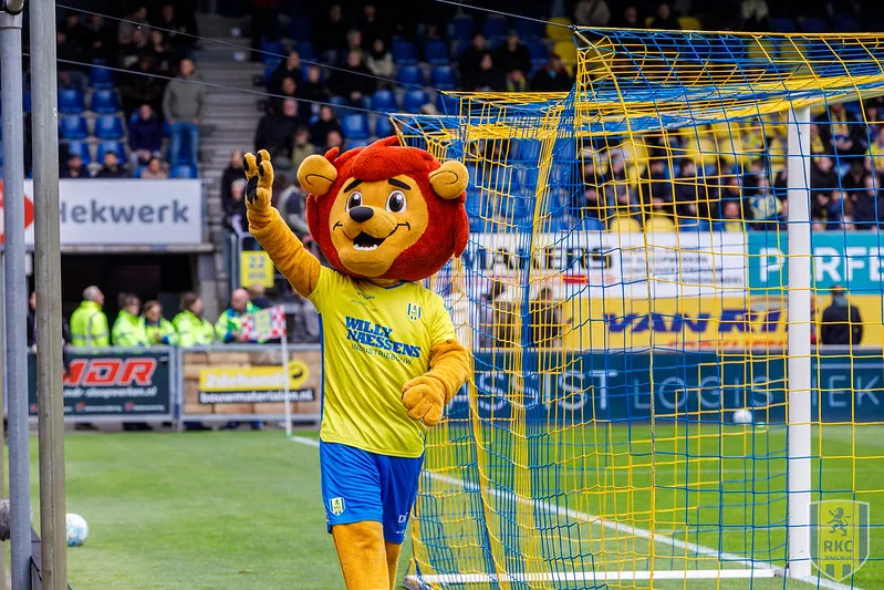 53685531825 48bde1e608 c