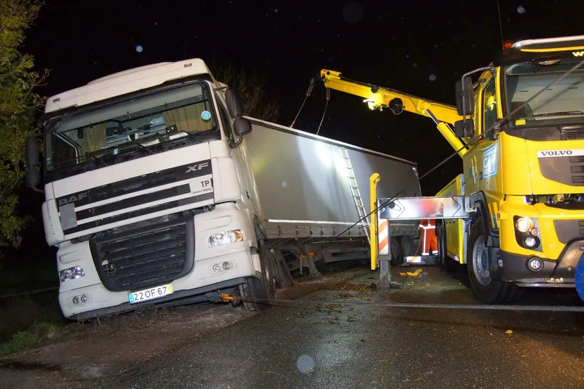 a8qt1vskwtok43dn61dscp5bq dsc06784 001