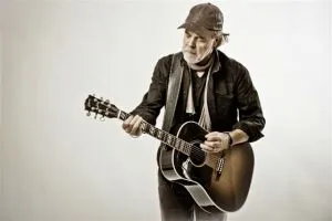 ad vanderveen by ger adrichem 2911