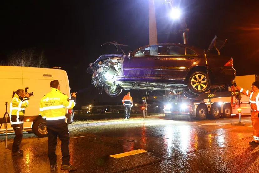 auto te water vlijmenseweg den bosch 1