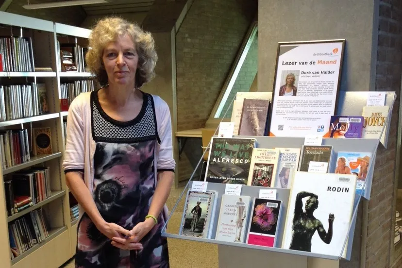 c4musp68ur8ecwh8d1wv3w3j4 ww140906 foto dor van halder 1 9 14 bibliotheek vlijmen