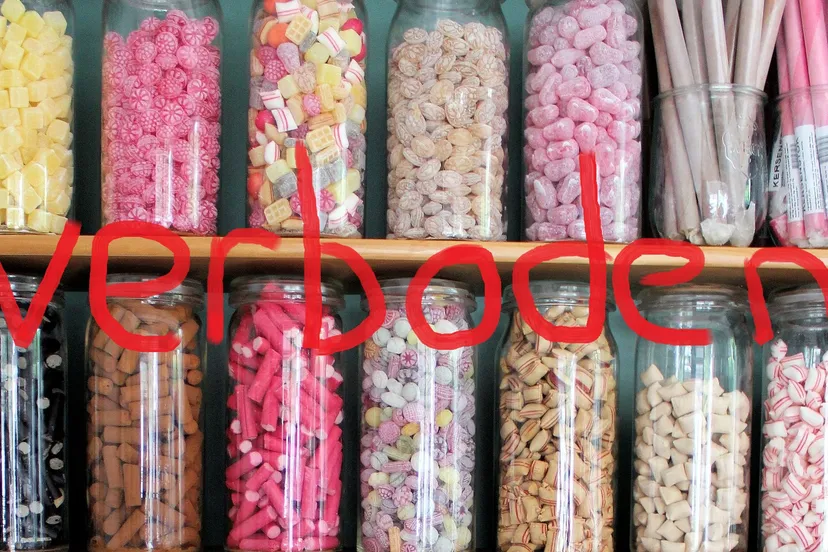 candy 967740 1920