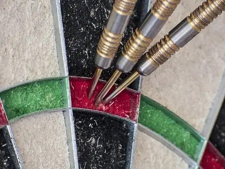dart 1645037 340