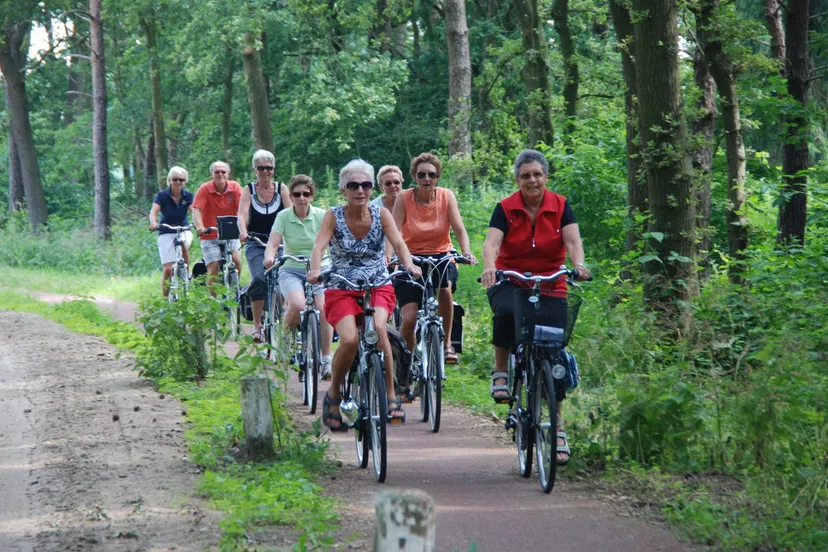 drunense fietsvierdaagse fietsen door brabants groen kf