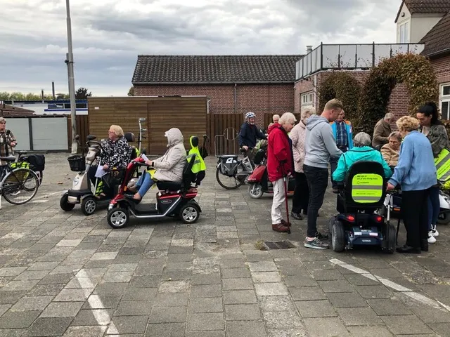 f7eb162b 8b20 4114 ba7c d9475b3eaf2d