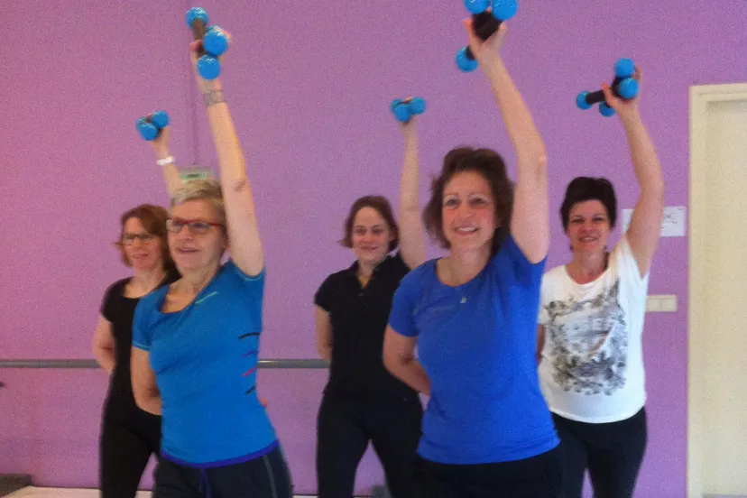 fit en fris de zomer in