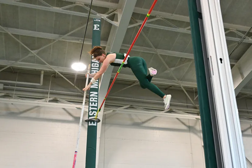 fleur van der linden 385 pole vault emu