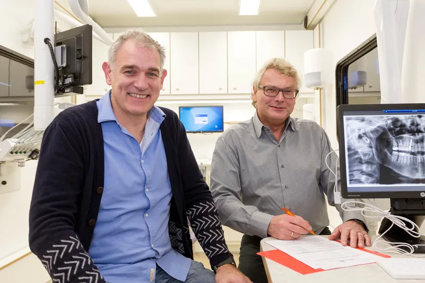 foto overdracht dc2a