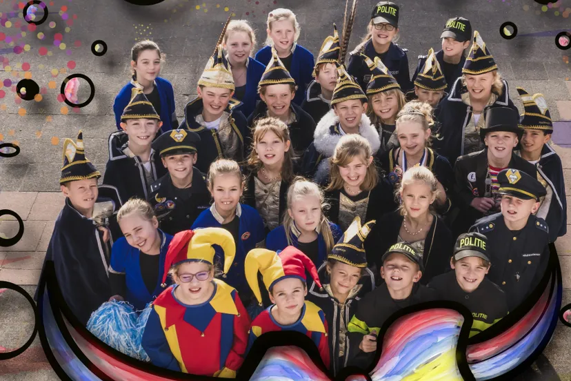 groepsfoto jeugdraad 2023 1 1