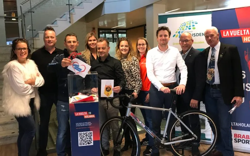 img 6368 002 915x5181