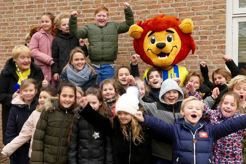 jps school met kinderen
