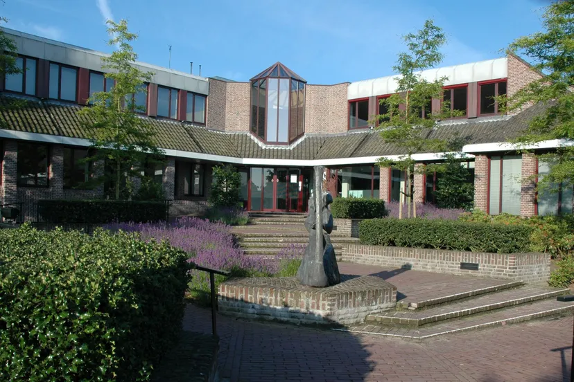 k308yd7idcef47d2kh3p2h2v2 hd 140714gemeentehuis