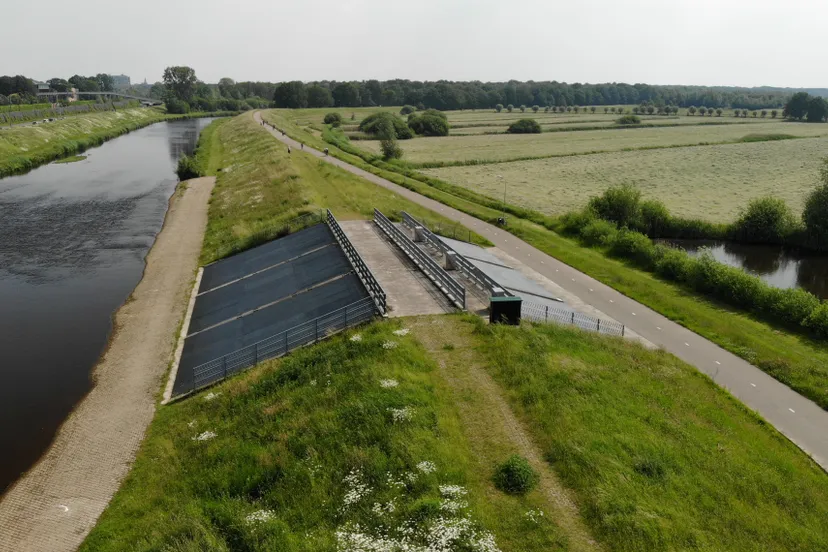 kanaal overstort
