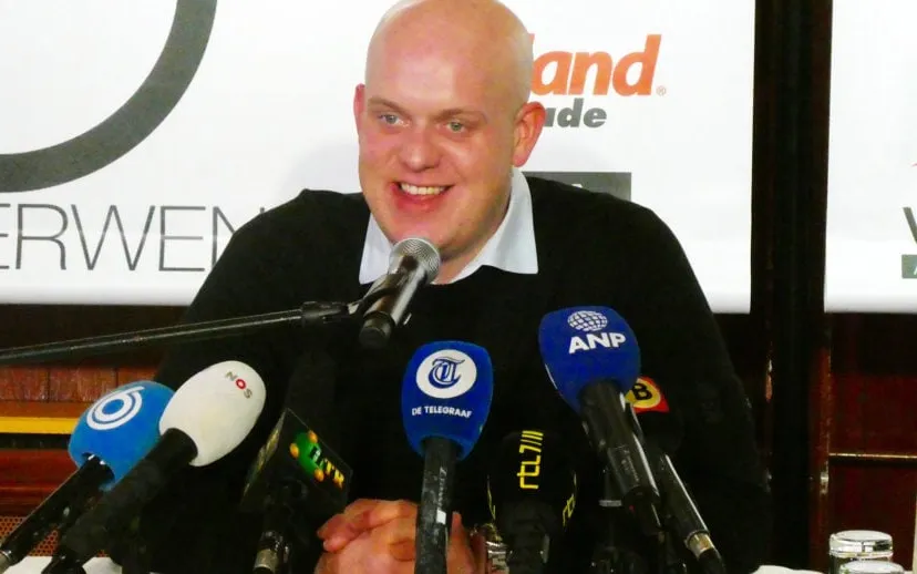 michael van gerwen 3 januari 2018 1 915x518