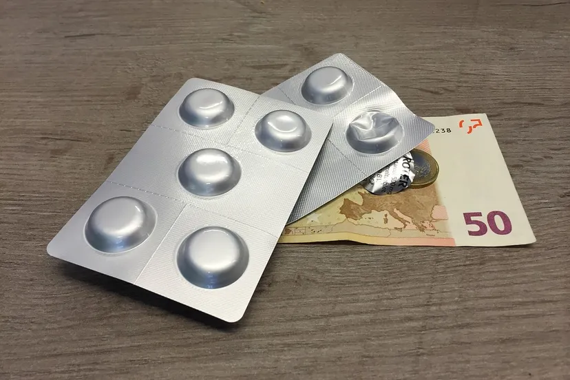 money 1270332 960 720