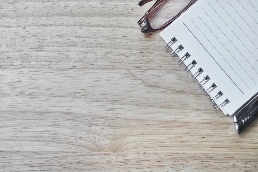 notebook 2672549 1280