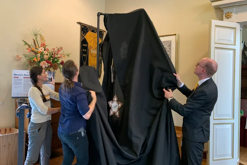 onthulling kunstwerk mennos reis alliantie zuiderwaterlinie