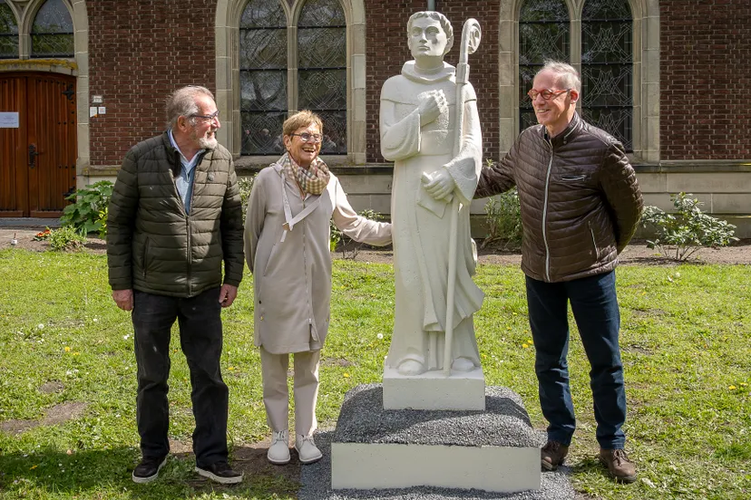 onthullingbernardus21apr24 a7 05603