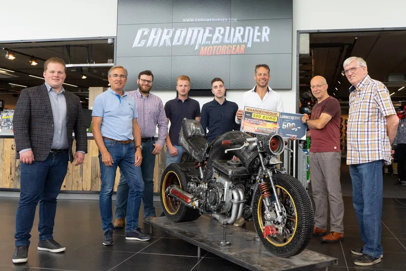 schenking chromeburner nieuwkuijk juni 2019 foto