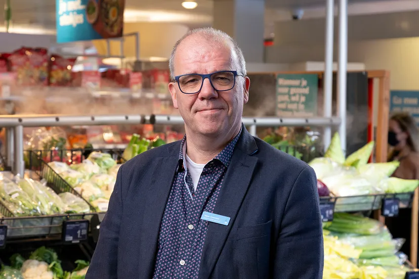 supermarktmanager hans coensen albert heijn drunen wordt groter en krijgt het nieuwste winkelconcept foto albert heijn andries van der ree