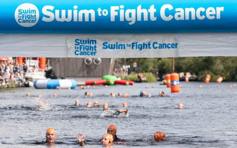 swim to fight cancer 915x518 1