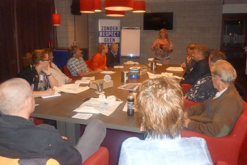 xa5t6axo2a8g6qllisy6nwwep p1090528