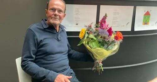 12697385604865137398