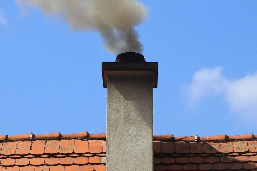 2024 11 10a schoorsteen rook chimney 2257668 1920