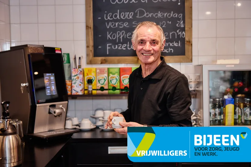 vrijwilligers biijeen